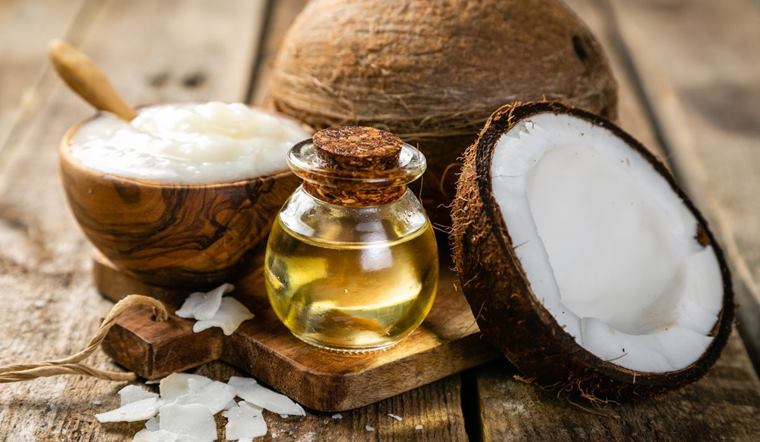 Dầu dừa có làm trắng da không? Các cách làm trắng da bằng dầu dừa