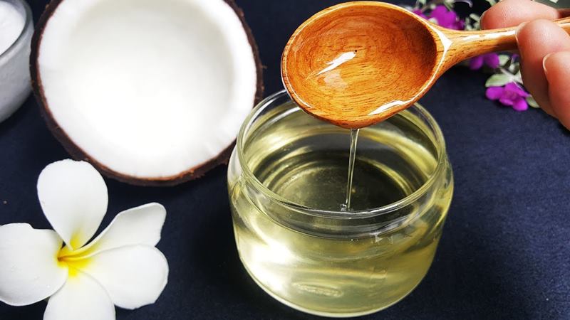 Một số tác dụng phụ khi dưỡng trắng da mặt bằng dầu dừa