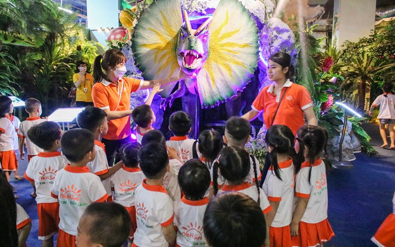 Bắt trọn những khoảnh khắc vui đùa ngây ngô