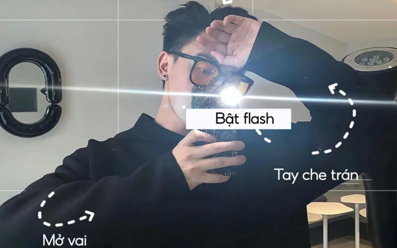 Chụp ảnh trước gương bật đèn flash