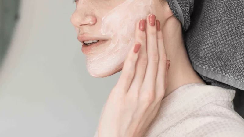 Hỗ trợ tái tạo tế bào da