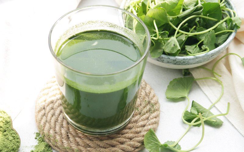 Cách làm nước rau ngót nước dừa