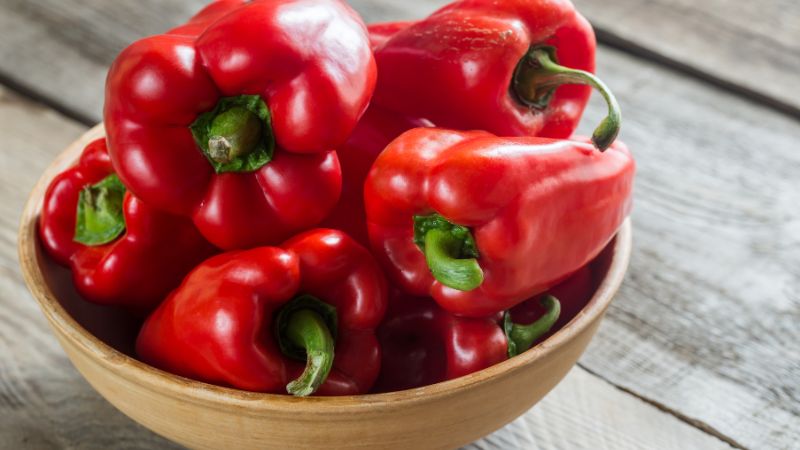 Người bị COVID-19 nên ăn ớt chuông đỏ