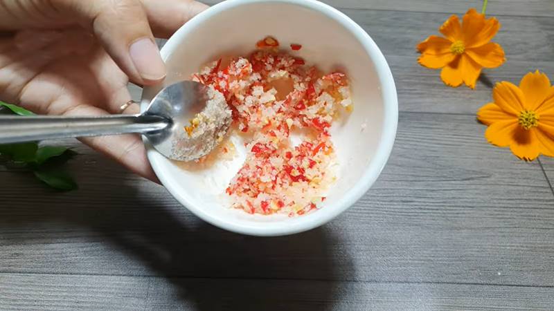 Làm muối ớt