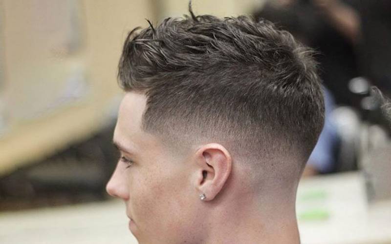 Taper Fade với Crew Cut Taper Fade với Crew Cut