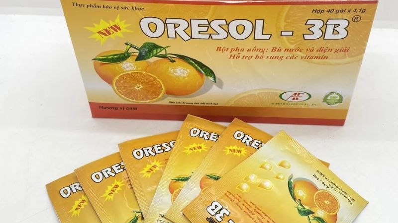 Người bị COVID-19 nên uống oresol