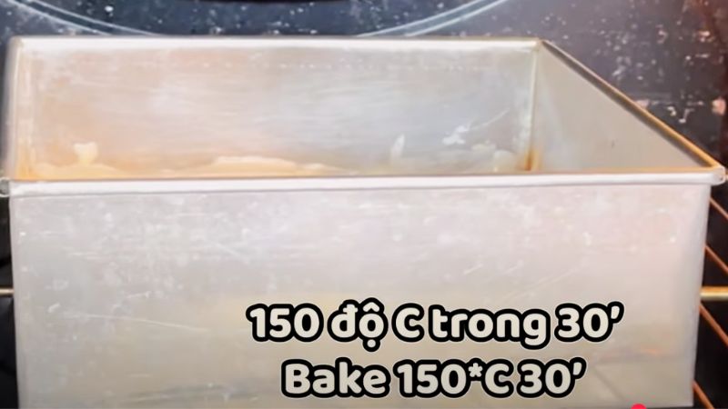Nướng bánh kem ô lông nhài