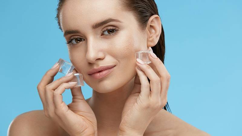 Tác hại của việc rửa mặt bằng nước đá