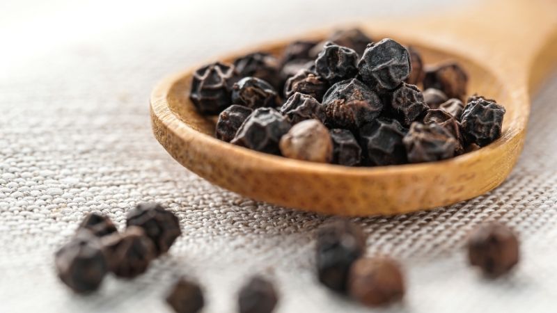 Giá tiêu thế giới Giá tiêu thế giới