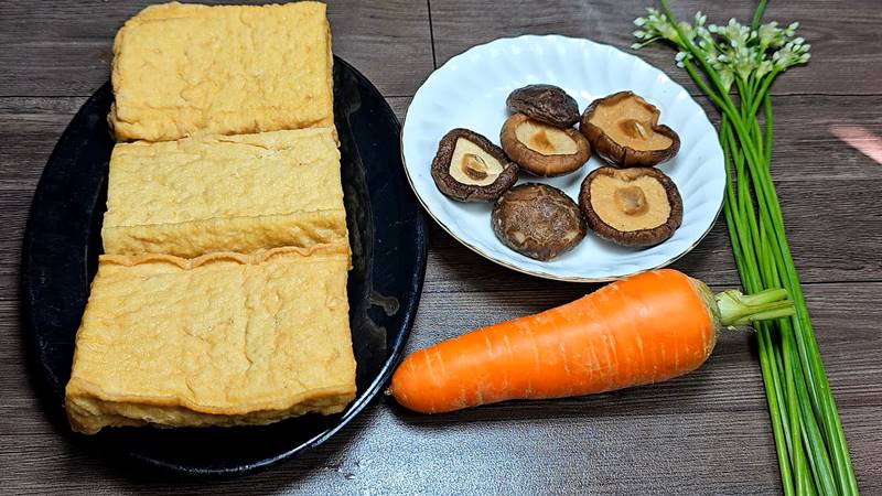 Nguyên liệu làm món đậu hũ túi tiền Nguyên liệu làm món đậu hũ túi tiền