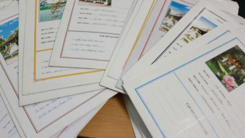 Chuẩn bị đầy đủ hồ sơ theo yêu cầu trường