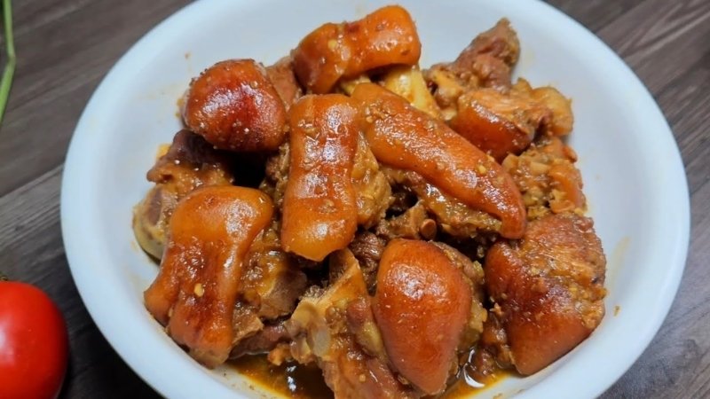 giò heo nấu giả cầy miền Nam