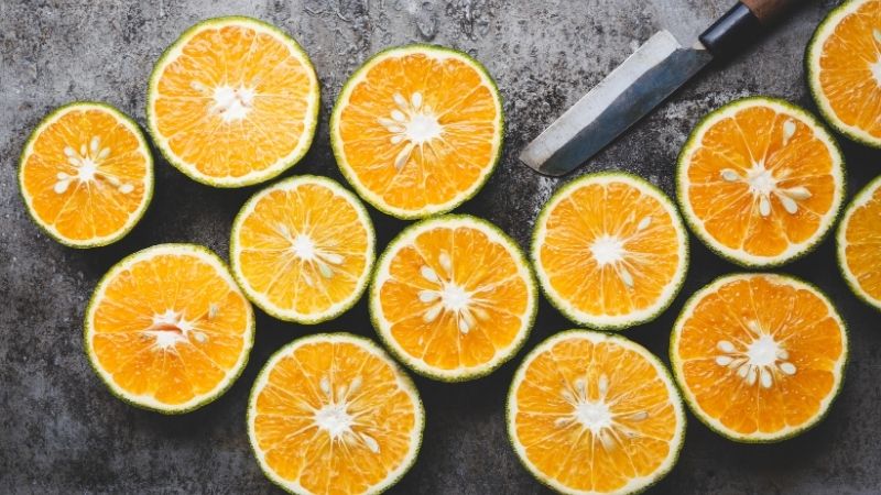 Ăn cam sành cần lưu ý gì? Ai không nên ăn nhiều?