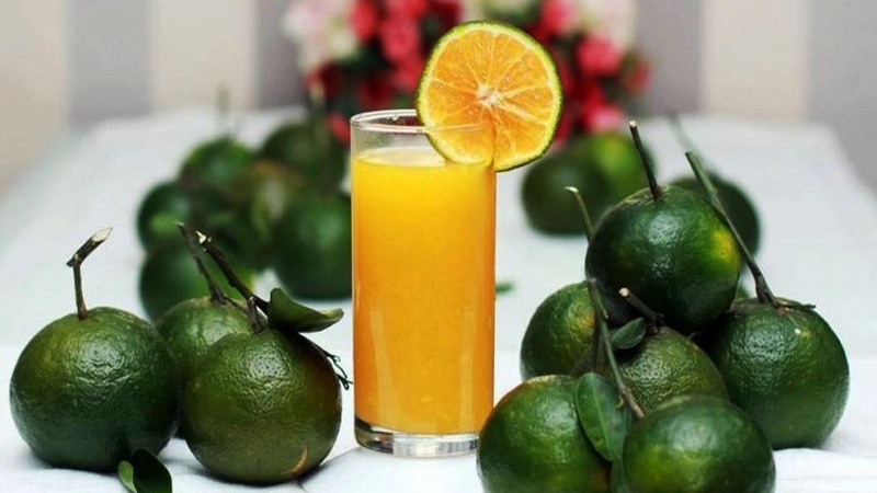 1 ly nước cam sành nguyên chất bao nhiêu calo?
