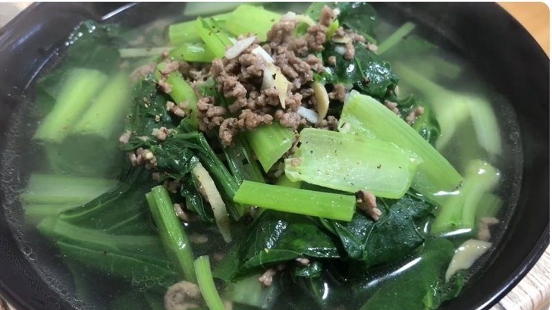 Canh cải thìa thịt bò thơm ngon, thanh mát, thích hợp dùng nóng