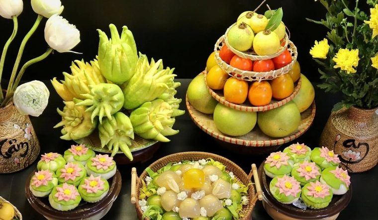Văn khấn mùng 1 tháng 6: Bài cúng Gia tiên & Thần linh đầy đủ, chuẩn nhất