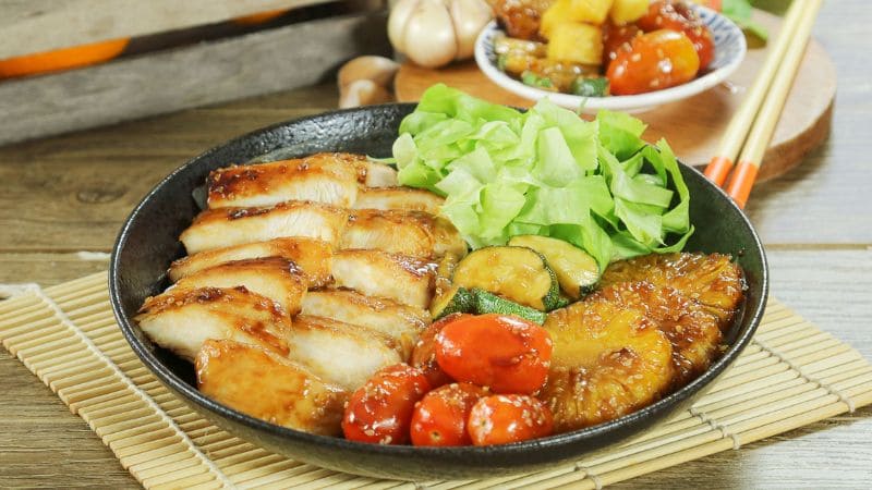 Ức gà sốt dầu hào, ngọt thanh, hấp dẫn