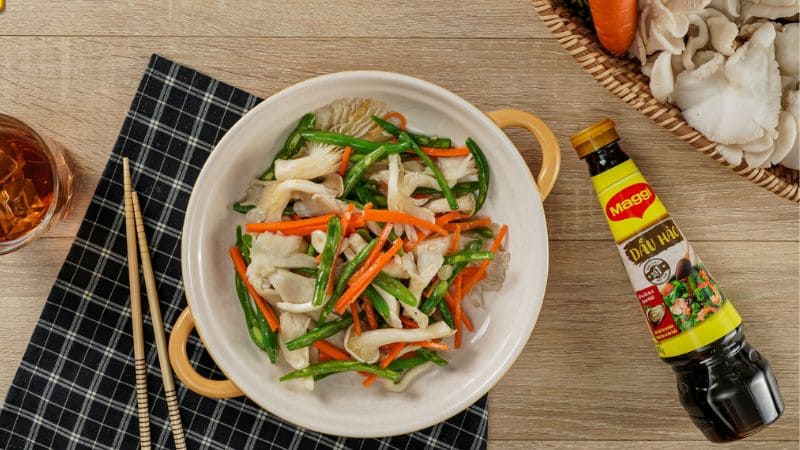 Nấm bào ngư xào đậu cô ve, thơm ngon, màu sắc tươi sáng