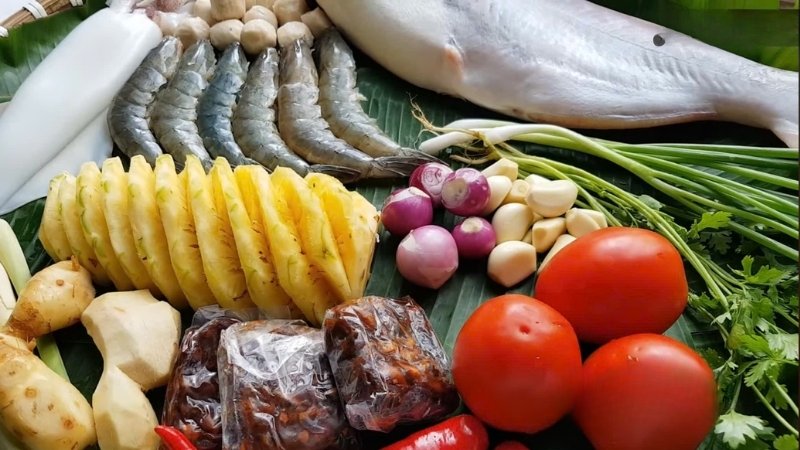 Nguyên liệu cần chuẩn bị để nấu lẩu cá basa chua cay