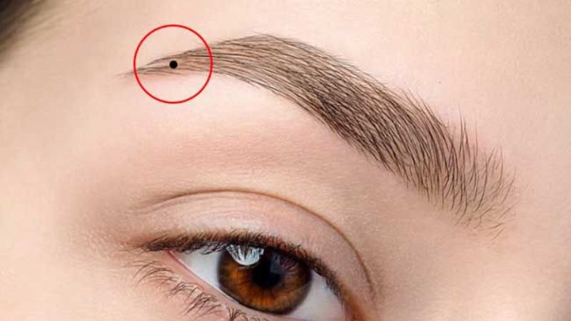Nốt ruồi phú quý trên mặt phụ nữ 