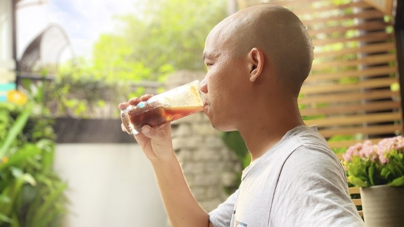 Sự hòa quyện giữa cà phê và sữa giúp bổ sung năng lượng hiệu quả cho ngày mới