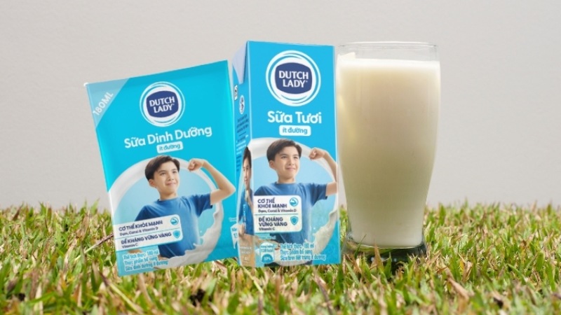 Sữa tươi ít đường Cô gái Hà Lan cung cấp khoảng 130 calo Sữa tươi ít đường Cô gái Hà Lan cung cấp khoảng 130 calo