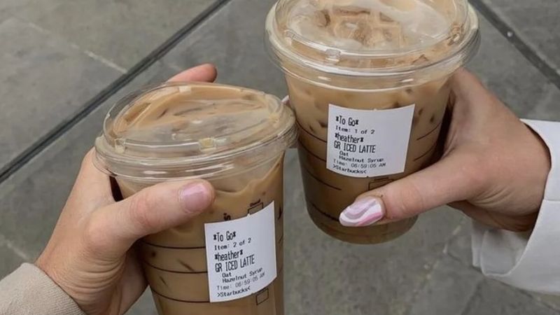 Cà phê sữa đá mang đi tiện lợi