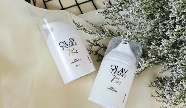Review kem dưỡng da Olay Total Effects 7 in One chống lại 7 dấu hiệu lão hóa