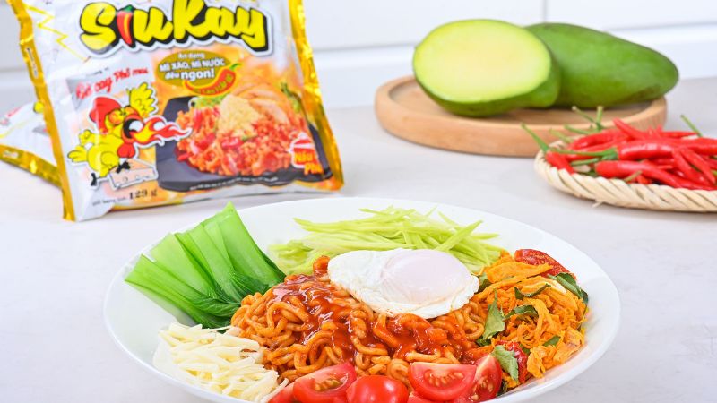 Mì SiuKay trộn dễ nấu và dễ kết hợp với nhiều nguyên liệu