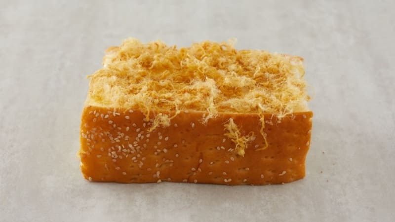 Trong 100g bánh bông lan thông thường chứa khoảng 150 calo