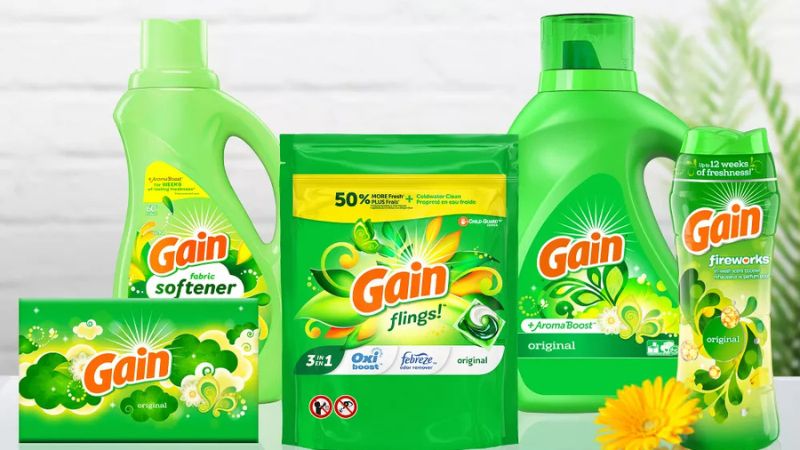 Bột giặt Gain nổi tiếng với mùi hương đậm đà, lâu bay trên quần áo