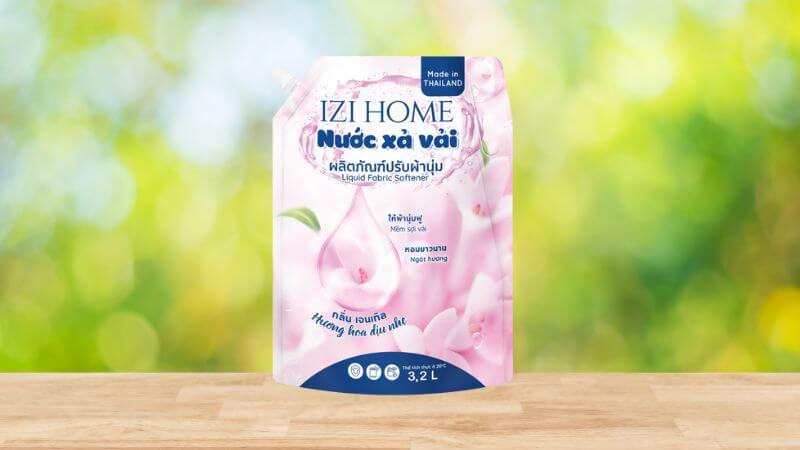 Nước giặt quần áo hương hoa dịu nhẹ izi home