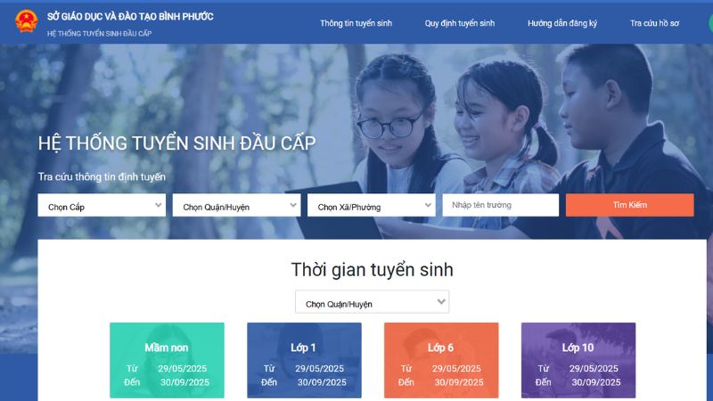 Nhập các thông tin cần thiết và bấm Tìm Kiếm để tra cứu điểm