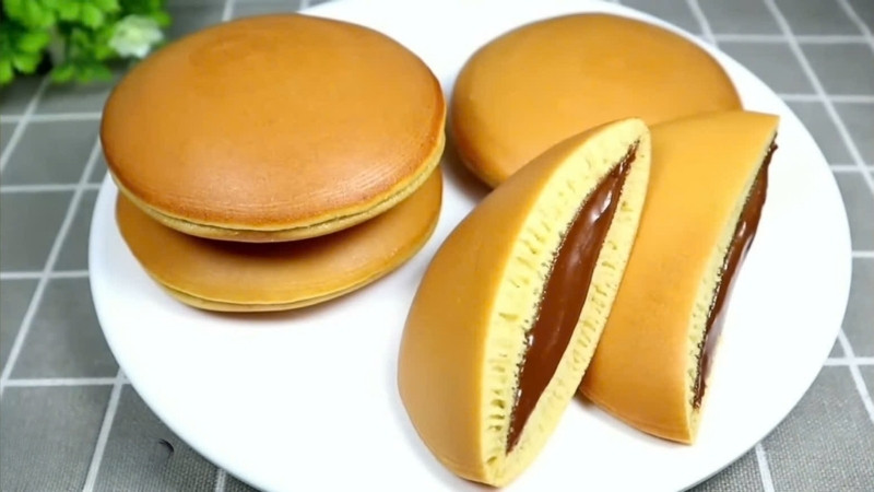 Cách làm bánh Dorayaki