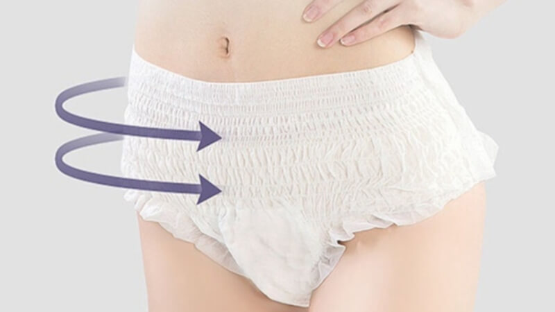 Điều chỉnh băng quần sao cho phần đáy ôm sát cơ thể và không bị lệch