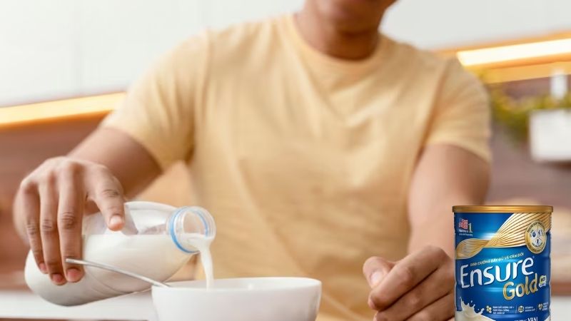 Chán ăn kéo dài dễ gây suy kiệt, cần bổ sung dinh dưỡng kịp thời