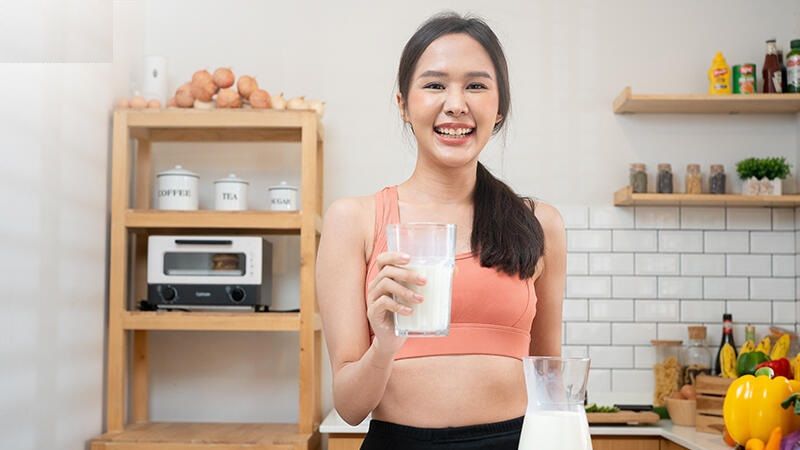  Vì sao người gầy trên 18 tuổi cần bổ sung sữa tăng cân?