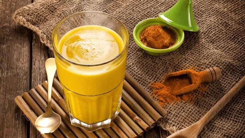 Bị bệnh tuyến giáp uống tinh bột nghệ được không?