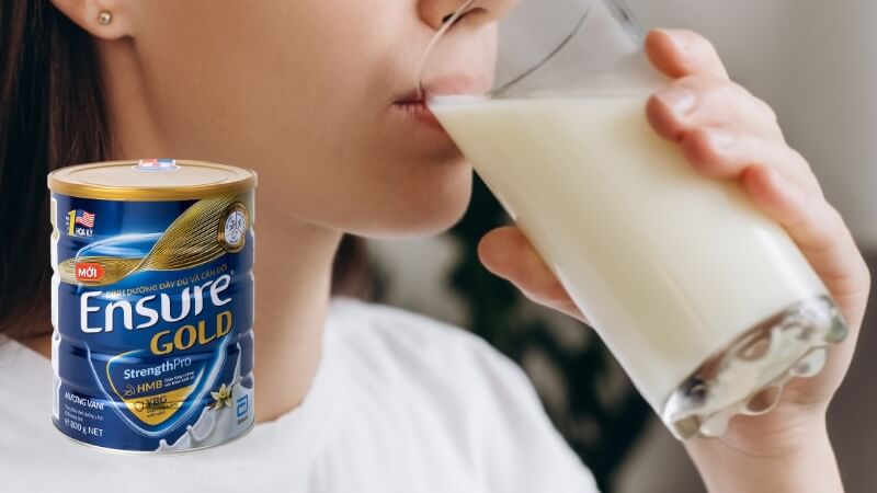 Sữa Ensure chứa nhiều vitamin, khoáng chất và protein