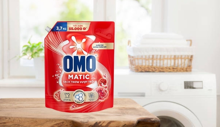 Review nước giặt OMO chuyên gia cửa trên sạch thơm vượt trội