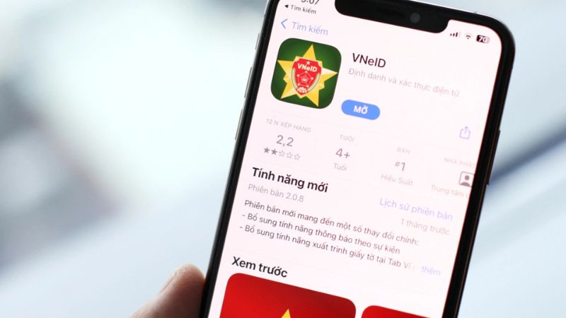 Bạn hãy vào kho ứng dụng để update app VNeID bản mới nhất
