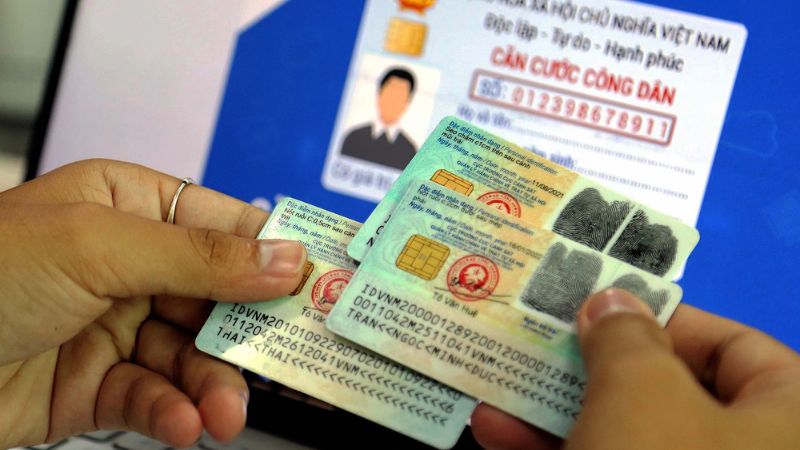 Mang CCCD gốc đến Công an xã/phường để đăng ký lại khai sinh