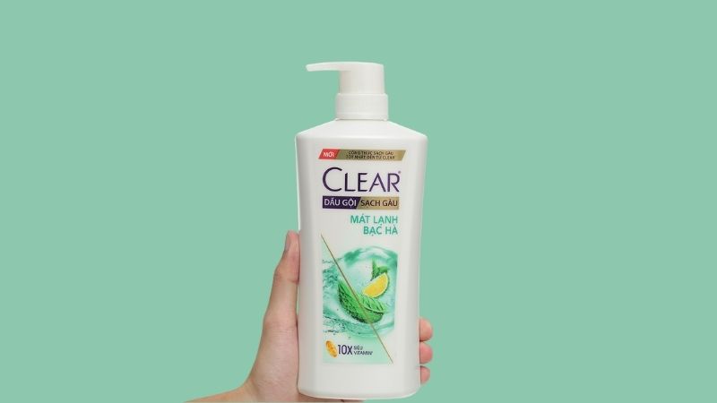  Dầu gội Clear bạc hà có làm khô tóc không?