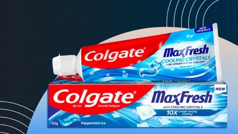 Colgate MaxFresh phù hợp nhất với trẻ trên 6 tuổi và người lớn