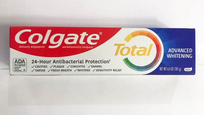 Colgate Total bảo vệ khoang miệng suốt 12 giờ