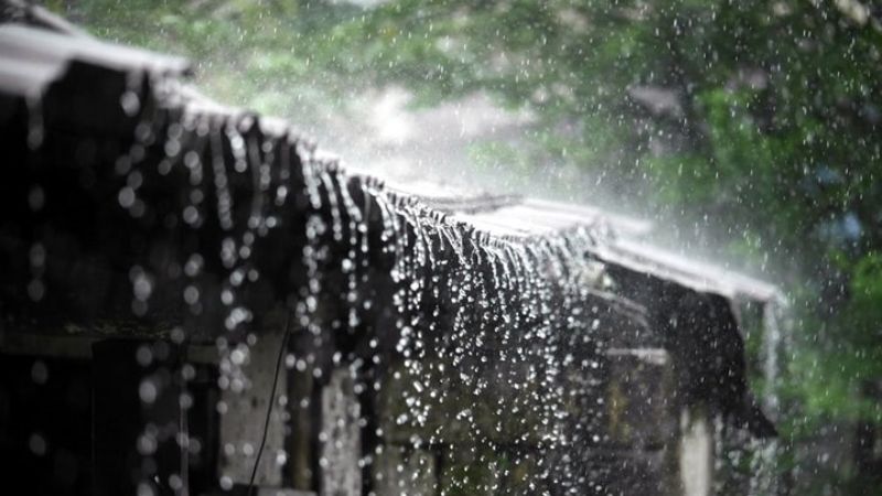 Mưa rơi mái nhà, Chúc Nữ khóc nhớ người yêu