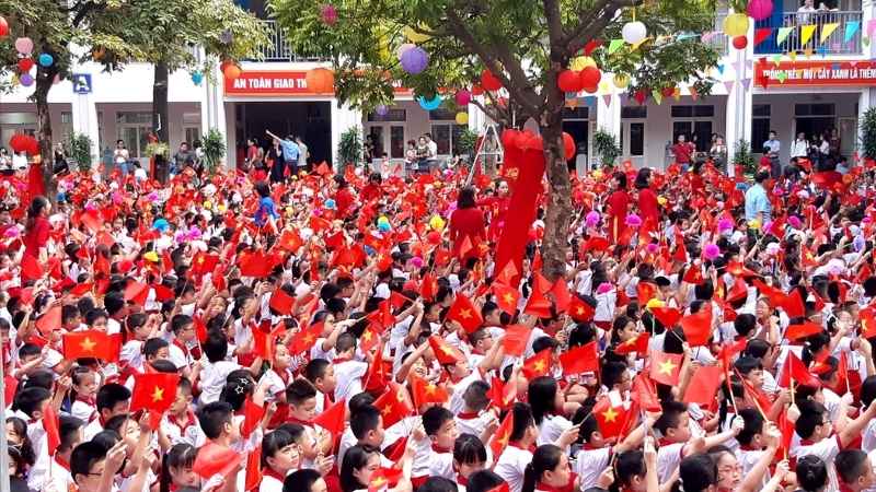 Thời gian tựu trường lớp 1 thường sớm hơn các khối còn lại