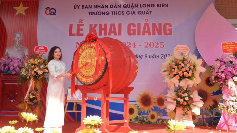 Lời dẫn chương trình khai giảng THCS Lời dẫn chương trình khai giảng THCS