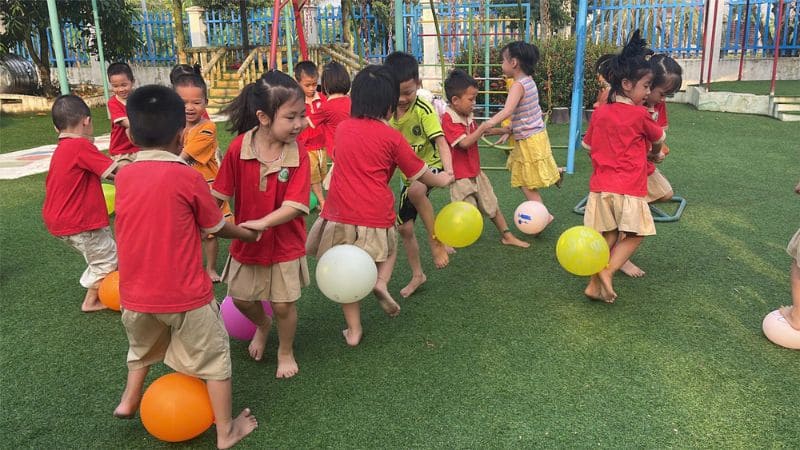 Trò chơi đạp bóng Trò chơi đạp bóng
