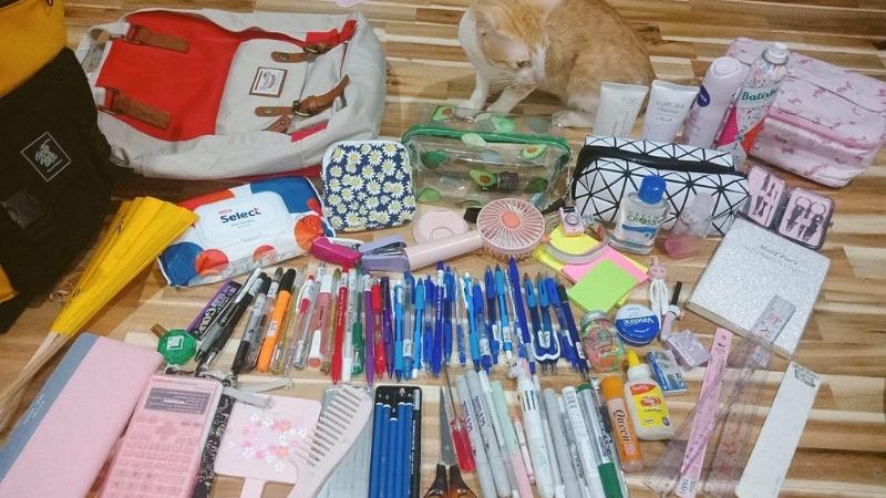 Nên kiểm tra dụng cụ học tập định kỳ để kịp thời thay mới khi cần